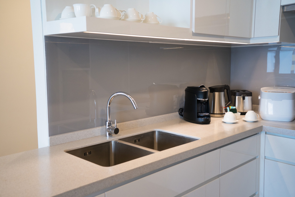 5 Lavandini di Design per la Cucina Moderna